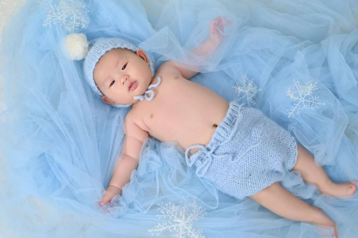 安康怀孕肚子起小疙瘩很痒